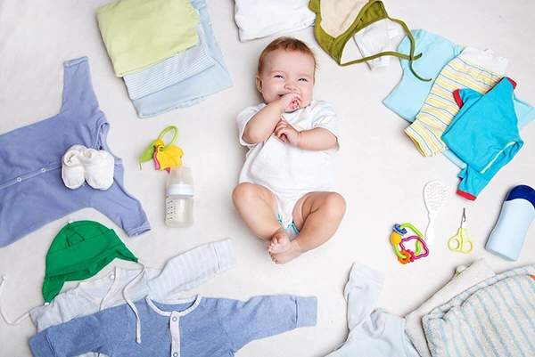 Giặt quần áo cho trẻ sơ sinh bằng máy giặt đúng cách